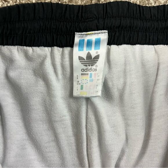 Vintage Adidas Swishy windbreaker training paint men's L - Picture 2 of 7